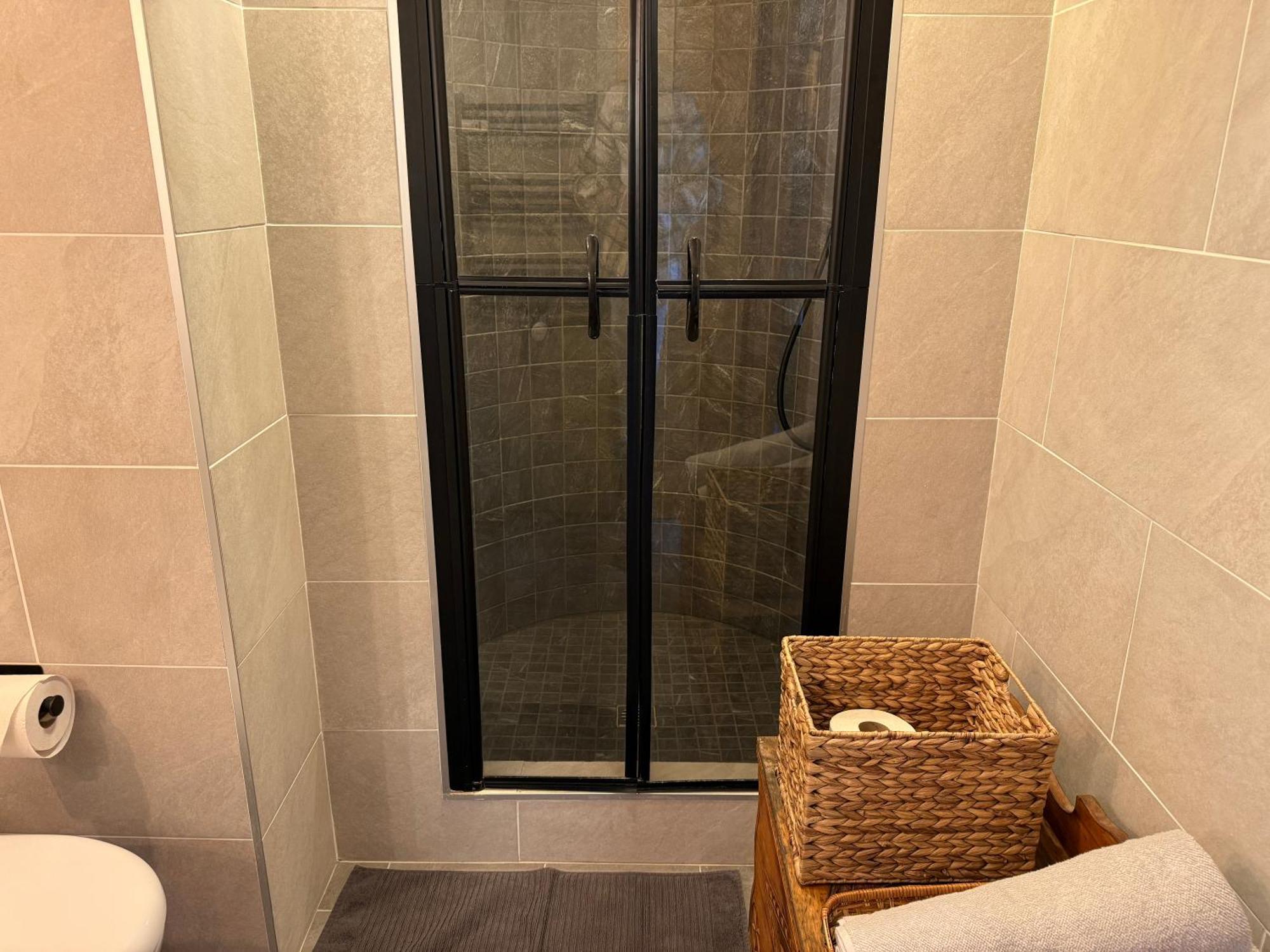 2 Bedrooms Apartment- Scenic View - 6 Pax Appartement